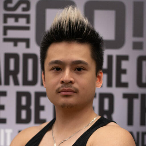 Montreal personal trainer Coach Dtran in Griffintown and Pointe-Saint-Charles, specializing in fast weight loss and strength training programs.